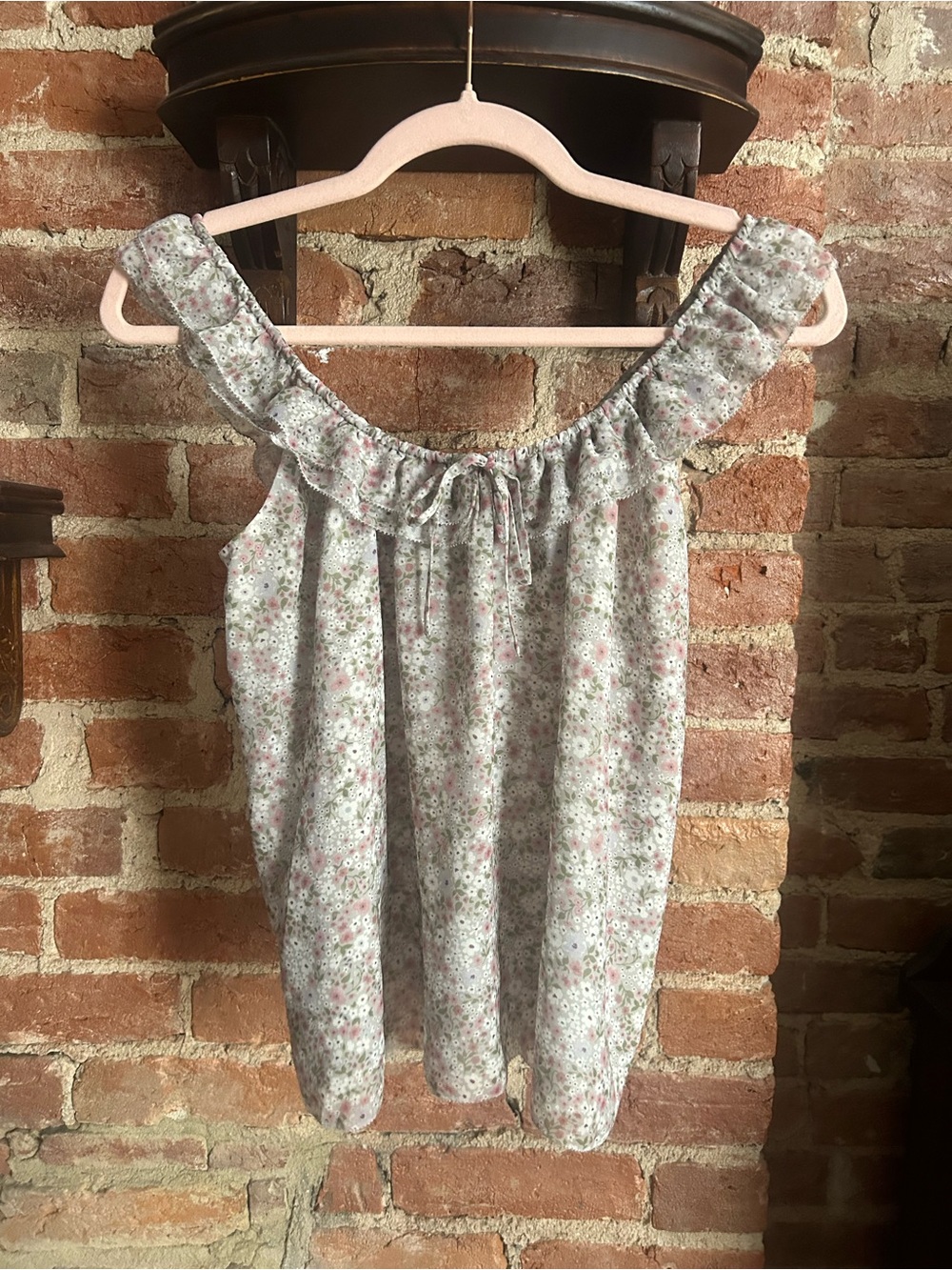 Aritzia Reverie Blouse - Picture 2 of 5